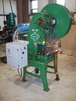 Machinedesign Com Sites Machinedesign com Files Uploads 2013 10 Lt 1 Punch Press Machinedesign Com Sites Machinedesign com Files Uploads 2013 10 Lt 1 Punch Press