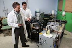Machinedesign Com Sites Machinedesign com Files Uploads 2014 03 Ge Researchers Machinedesign Com Sites Machinedesign com Files Uploads 2014 03 Ge Researchers