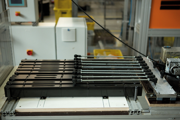 Machinedesign Com Sites Machinedesign com Files Uploads 2014 04 H5 D0694