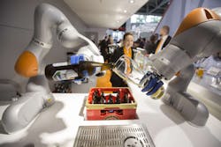 Www Machinedesign Com Sites Machinedesign com Files Kuka Iiwa Robot Getty Images Bloomberg 1 Www Machinedesign Com Sites Machinedesign com Files Kuka Iiwa Robot Getty Images Bloomberg 1