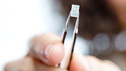 Www Machinedesign Com Sites Machinedesign com Files Glass Cmos Optical Chip Www Machinedesign Com Sites Machinedesign com Files Glass Cmos Optical Chip