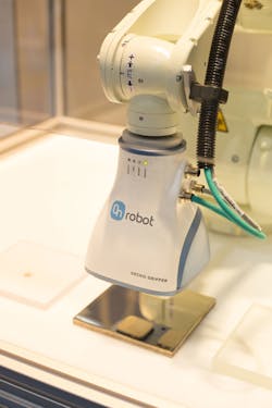 Www Machinedesign Com Sites Machinedesign com Files On Robot Gecko Gripper 2 1 Www Machinedesign Com Sites Machinedesign com Files On Robot Gecko Gripper 2 1