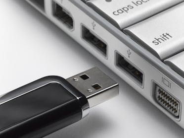 virkningsfuldhed Kort levetid Afståelse 5 Myths Surrounding USB Flash Drives | Machine Design