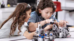 STEM letters-653874182