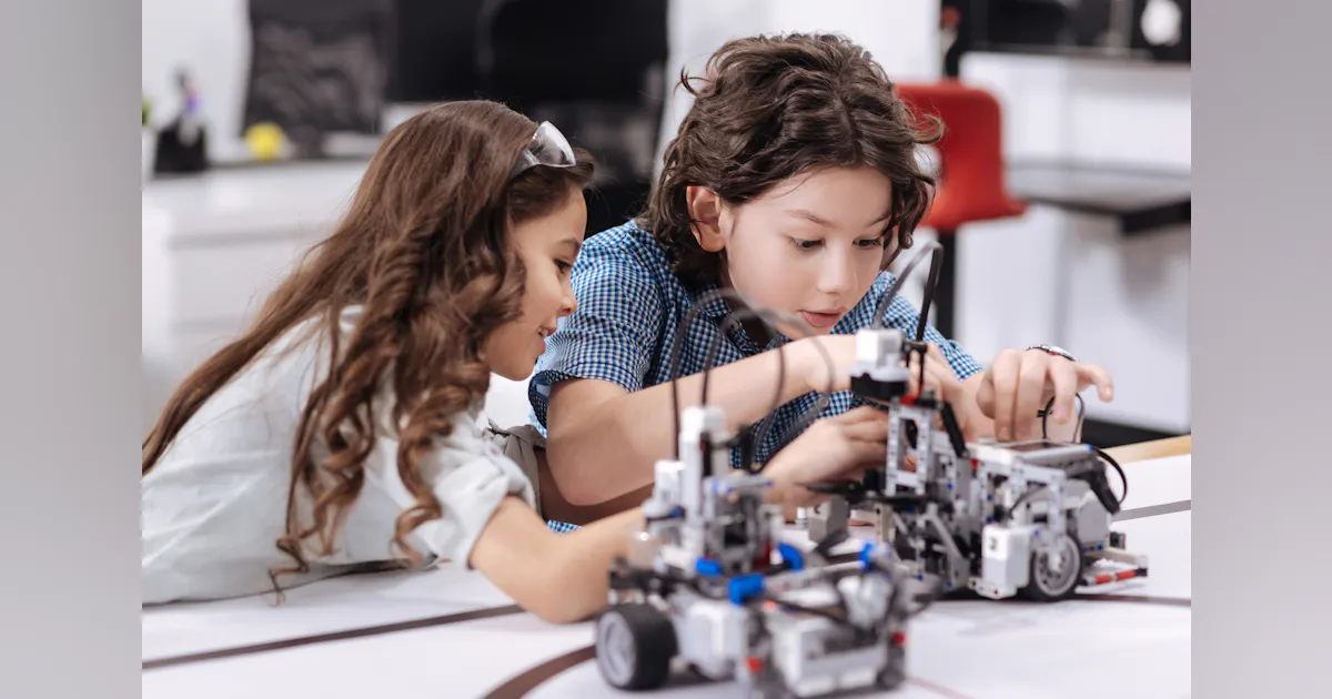 9 Programs that Inspire Interest in STEM | Machine Design