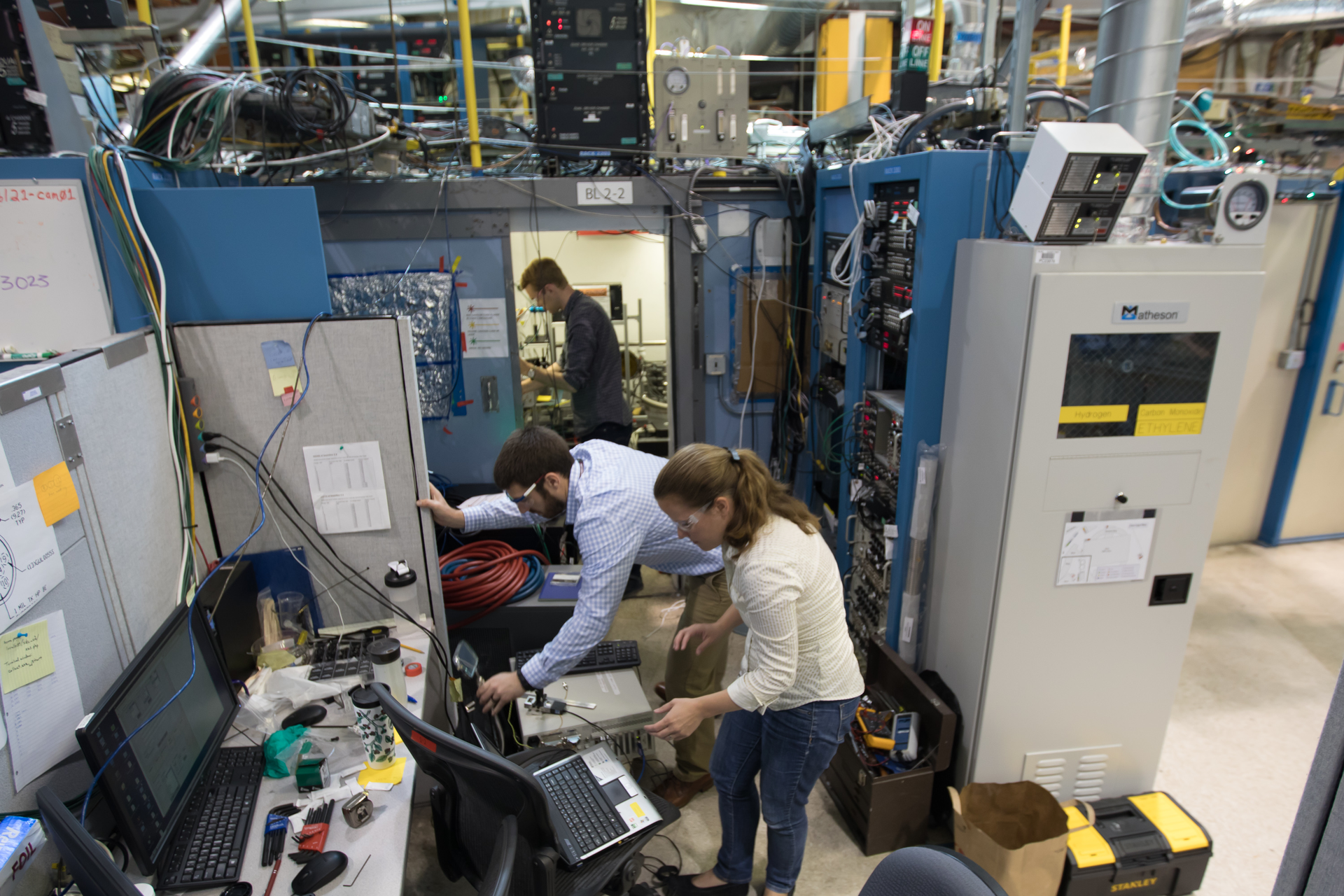 3D metal G1 Lead and Promo