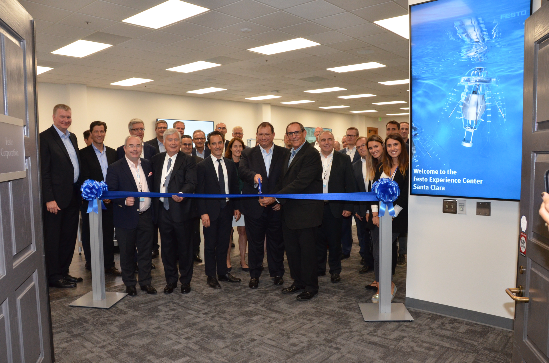 Ribbon_Cutting_at_the_Festo_Experience_Center_SLR_8957