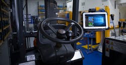 PROMO_Warehouse-Forklift_113907_MUBL4784_FZ-G1_W10.jpg PROMO_Warehouse-Forklift_113907_MUBL4784_FZ-G1_W10.jpg