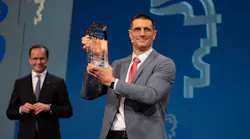 Thomas Fechner accepts the 2021 Hermes Award