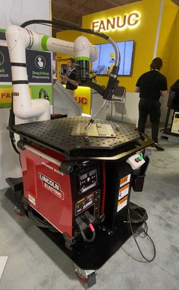 FANUC CRX welding with Lincoln equipment showcase collaborative welding at FABTECH 2022.