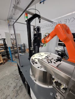 The FlexiBowl is a flexible bulk feeder is supported by a vision system and is calibrated to an industrial robot. It is suitable in applications where there are frequent changeovers.