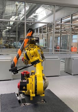 igus has added the TRX range to the triflex R series of chain products. The TRX now makes the chain telescopic. igus has added the TRX range to the triflex R series of chain products. The TRX now makes the chain telescopic.