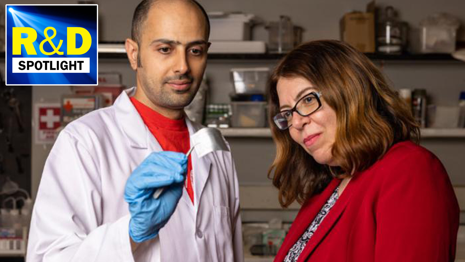 University of Houston&rsquo;s Haleh Ardebili discussing bendable, flexible batteries with Navid Khiabani, a UH graduate research assistant.