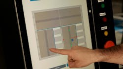 An operator drags and drop boxes via the HMI to build a pallet pattern. The application can also automatically build a pack pattern based on package size and dimensions.