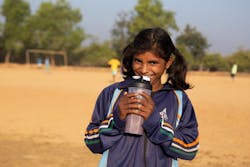 Like birds that rely on local materials to make migration easier, Blendhub is relying on micro factories and local ingredients to provide healthy and affordable products. Like birds that rely on local materials to make migration easier, Blendhub is relying on micro factories and local ingredients to provide healthy and affordable products.