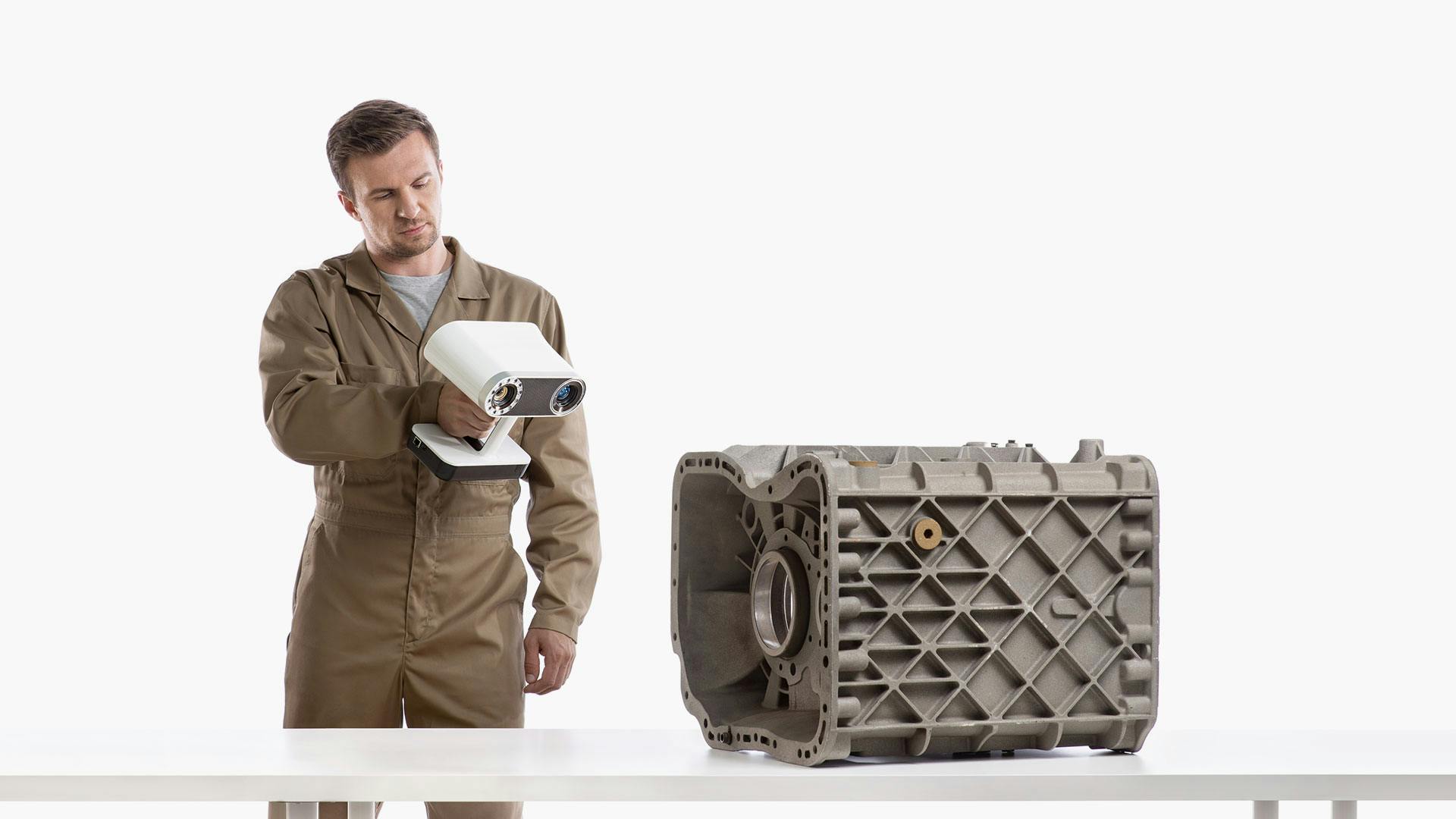 Worker using 3D scanner