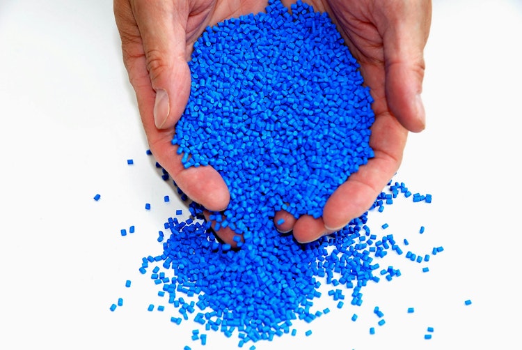 Plastic granulate