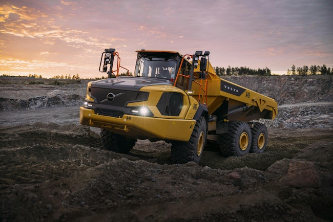 Volvo CE hauler