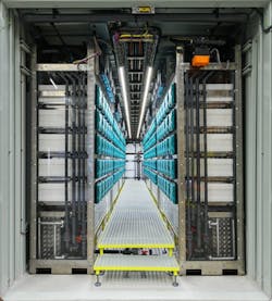 Multiple, modular system sections, each consisting of 15 pairs of gas modules, deliver up to 150 kW nominal power and 200 kW peak power. Each section is equipped with its own dedicated power supply station, enabling independent operation and seamless scalability. Multiple, modular system sections, each consisting of 15 pairs of gas modules, deliver up to 150 kW nominal power and 200 kW peak power. Each section is equipped with its own dedicated power supply station, enabling independent operation and seamless scalability.