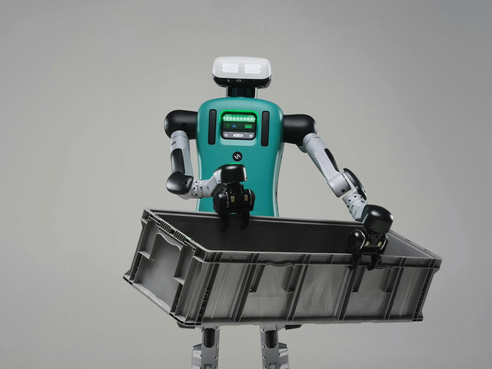 Equipped with standard industrial safety features, Agility&rsquo;s humanoid Digit robot navigates and operates autonomously, while avoiding collisions and carrying up to 35 lb.