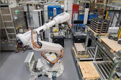 Robot arm precision. Robot arm precision.