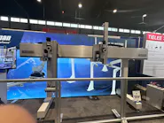 Overhead gantry