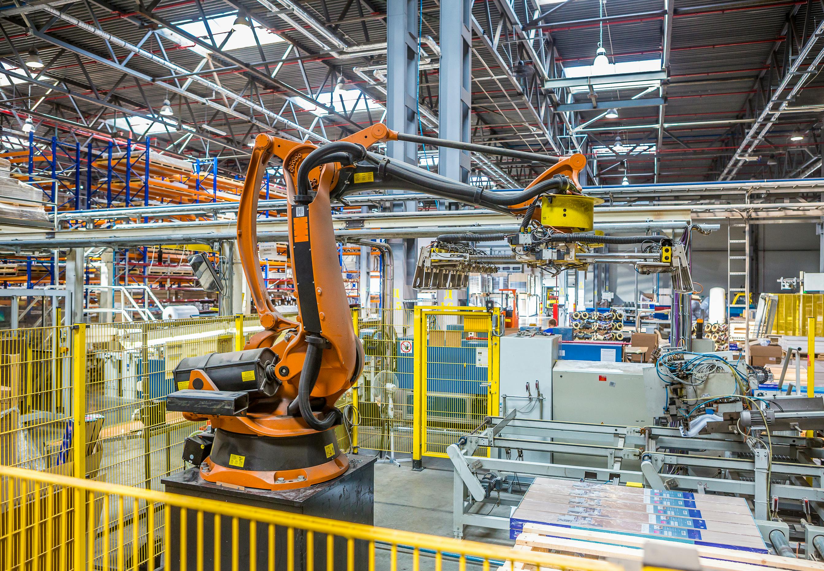 Industrial robot packer