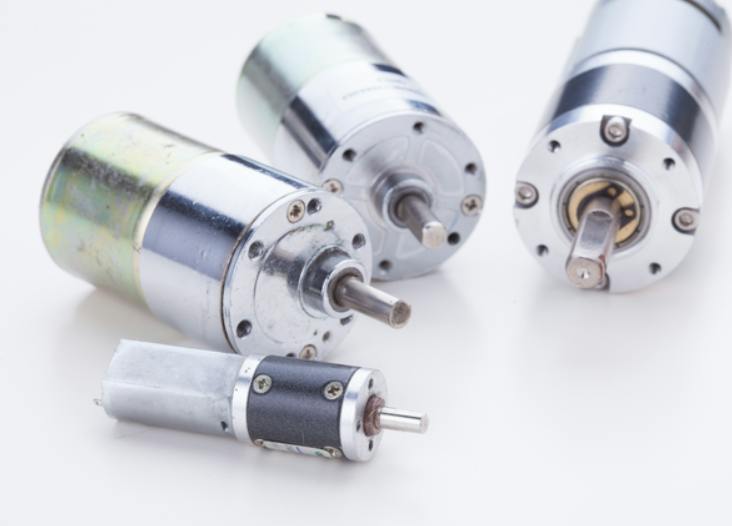 Figure 1: Small and medium motors surround us and are embedded in our daily lives. (Source: anantachat/stock.adobe.com)